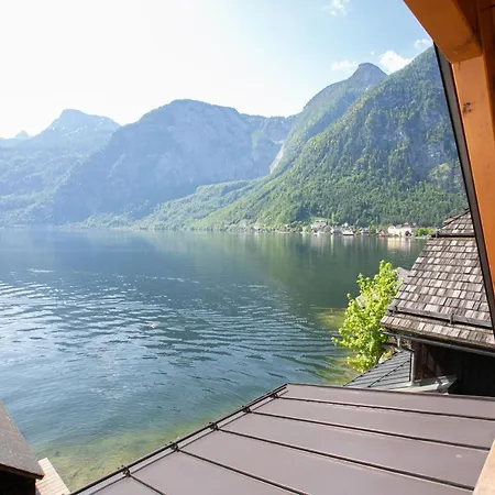 Inn Weisses Lamm 2*