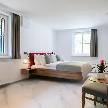 Gasthof Weisses Lamm Hallstatt