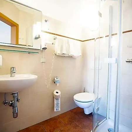 Weisses Lamm Inn 2*