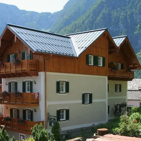 Weisses Lamm Penzion 2*