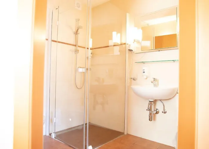 Weisses Lamm Mini-hôtel 2*